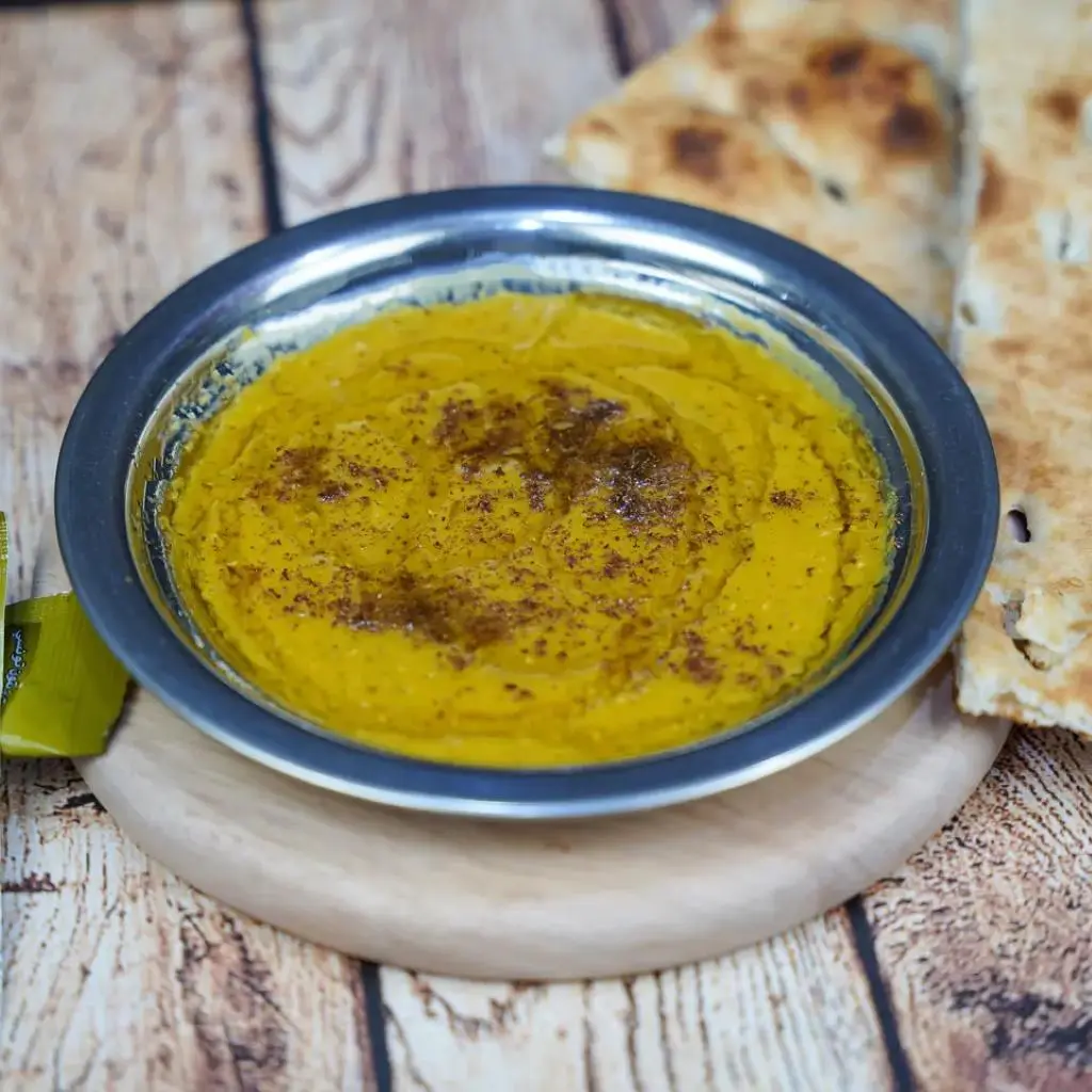 فول بالجبنة